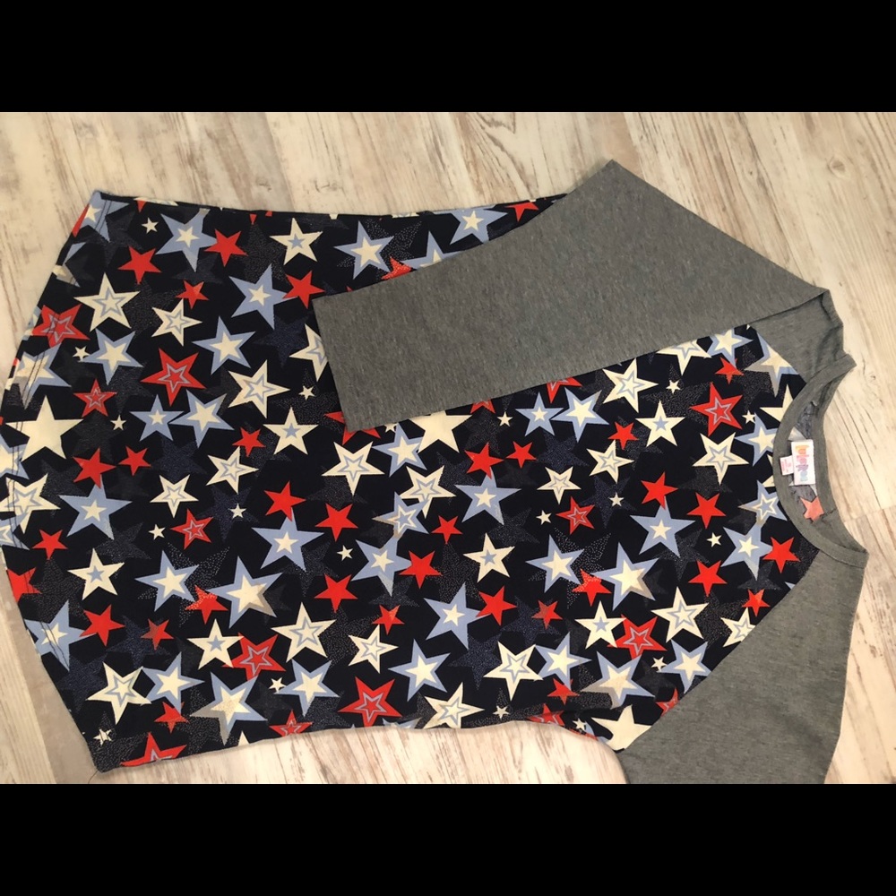 Lularoe Randy Tee